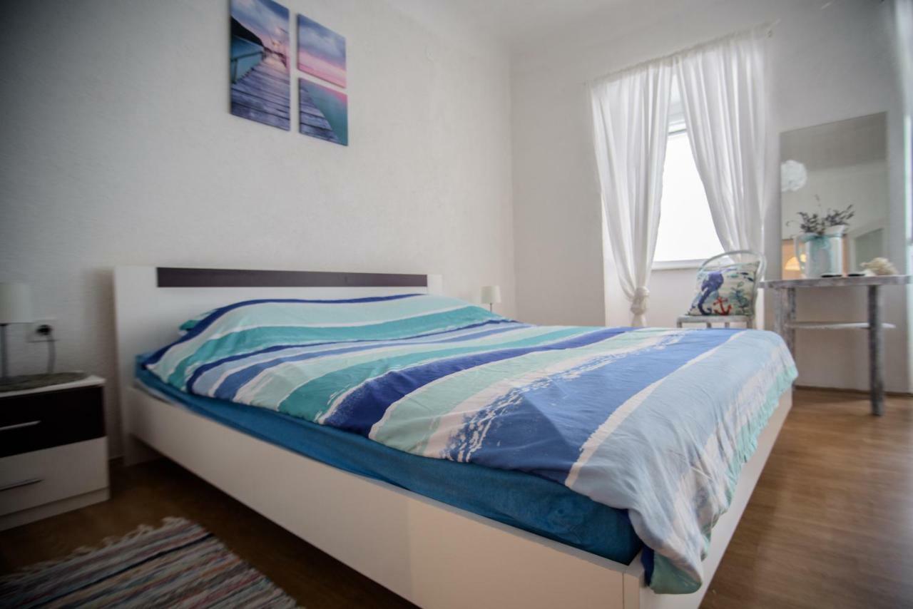 Apartment Dolores Cres Εξωτερικό φωτογραφία