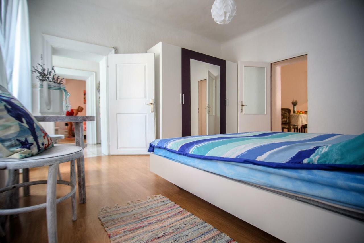 Apartment Dolores Cres Εξωτερικό φωτογραφία