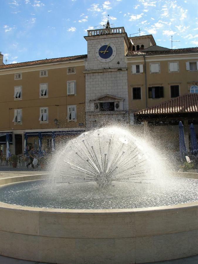 Apartment Dolores Cres Εξωτερικό φωτογραφία